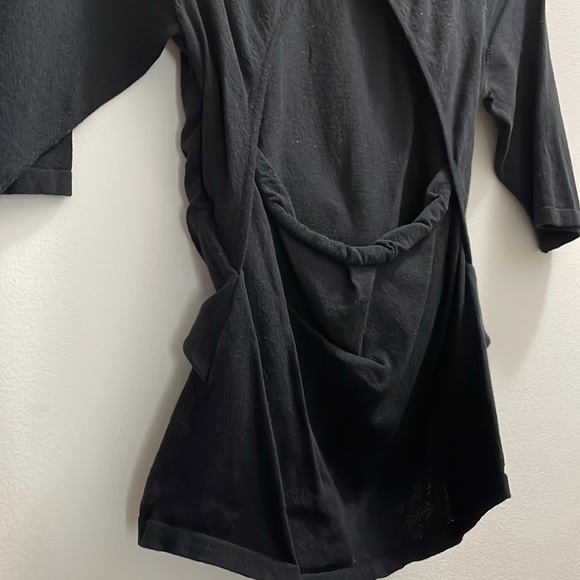 Favorite Daughter twist front cutout tshirt in black - Picture 7 of 8